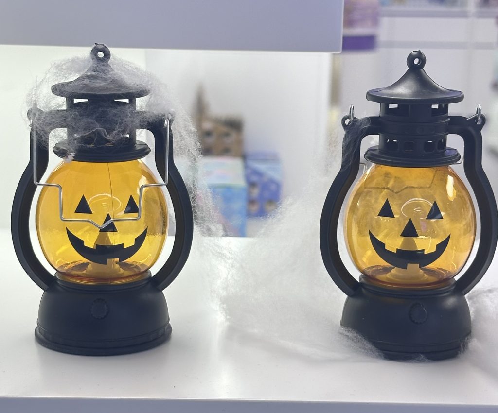 孩子一生的“差评师”-纠错型父母